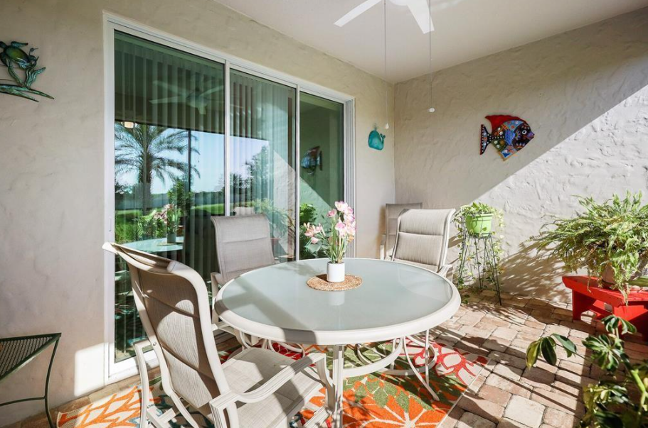 Explore this MustSee HoweyintheHills, Florida Home for Sale